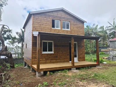 Chalet bois moderne avec mezzanine