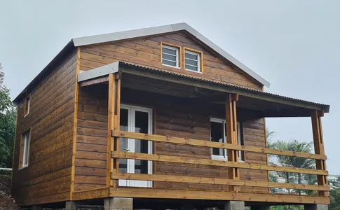 Chalet bois de 38m² avec mezzanine et terrasse